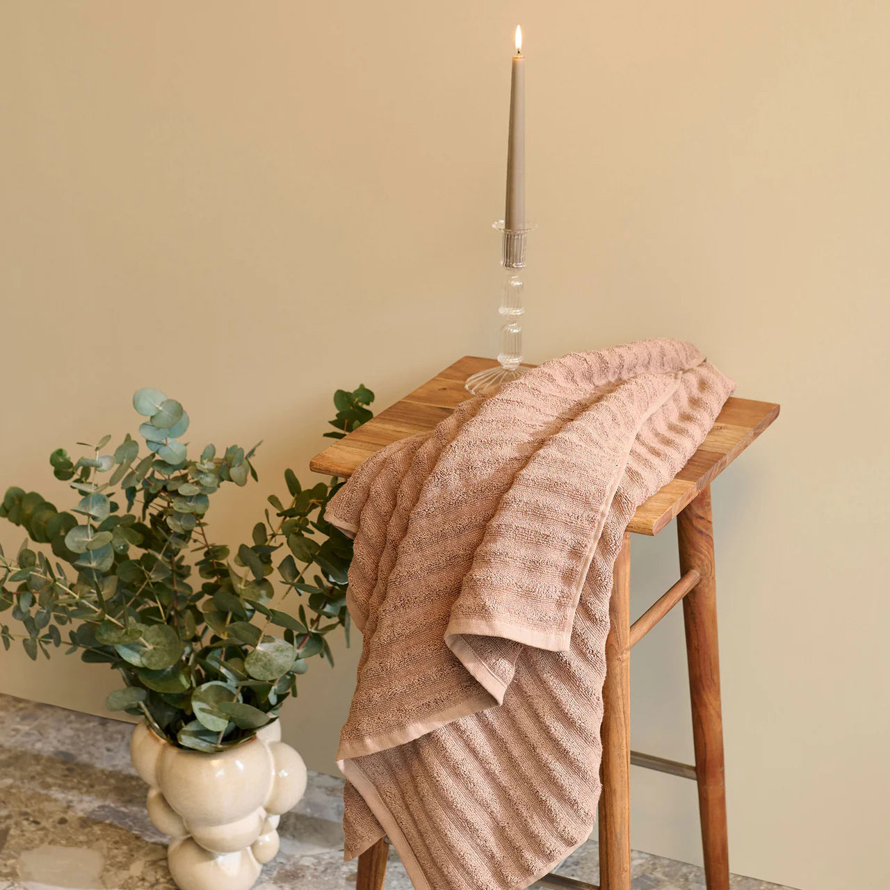 Aura Handtuch Beige 70 x 140 cm